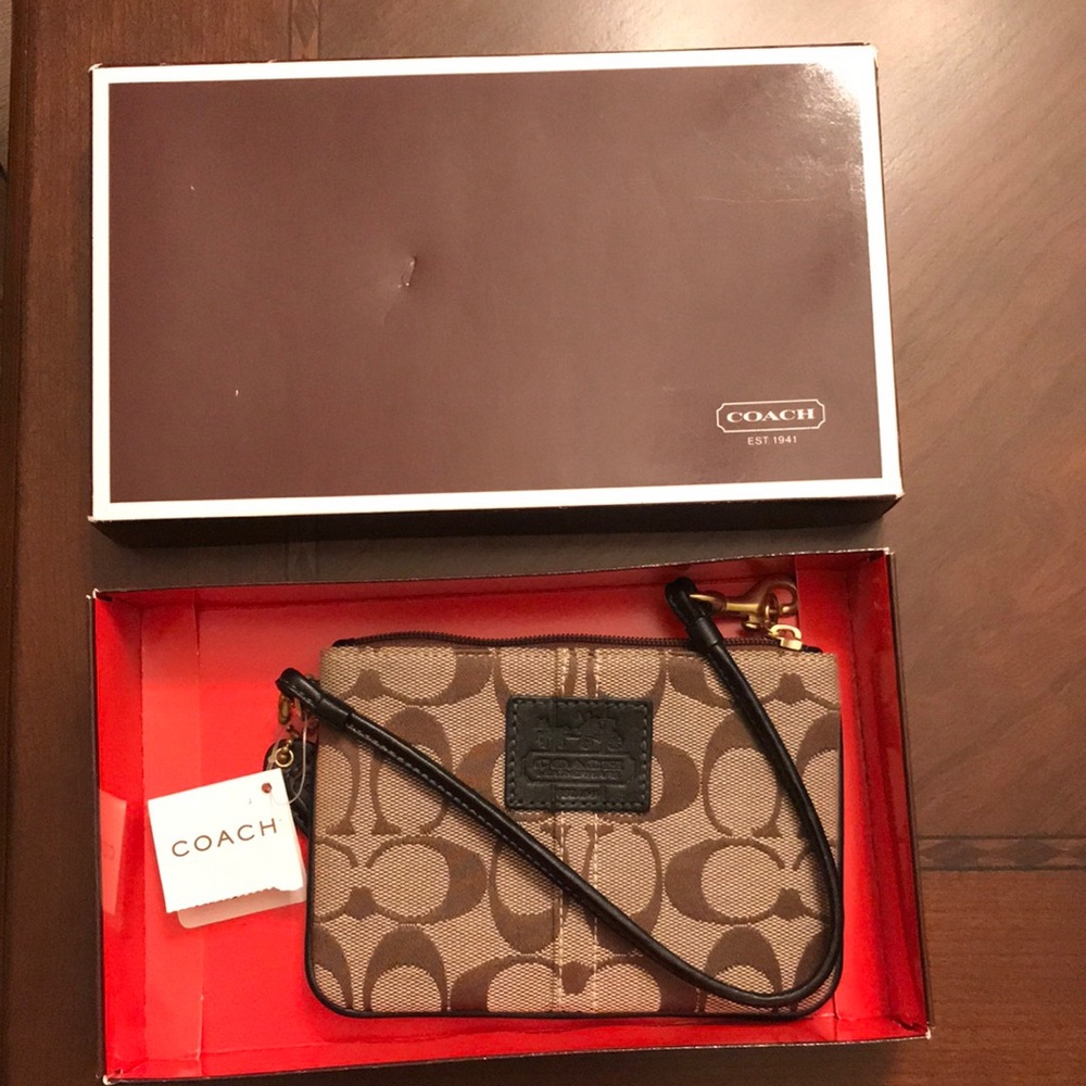 Brand New/Never Used Coach Wristlet